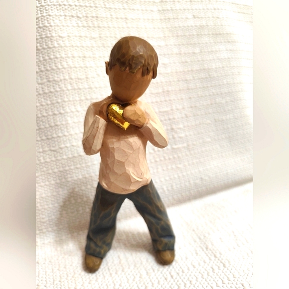 Willow Tree Sculpted Hand-Painted Boy W/ Golden Heart 2004